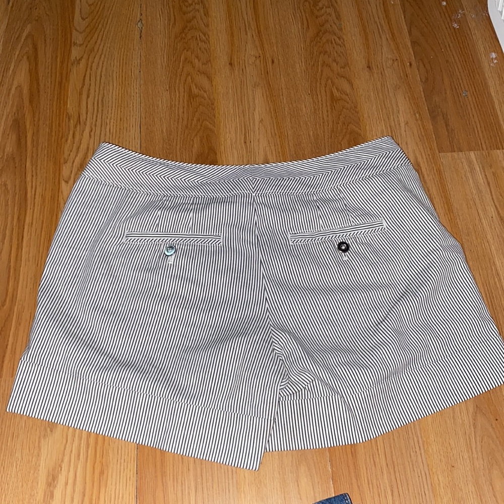 Striped shorts - Picture 2 of 4